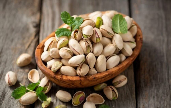 GreenFinity Fresh Whole Roasted Salted Pistachios - 500g (Pack of 2)